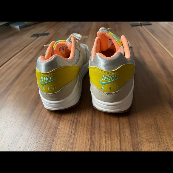 Nike Air Max - Picture 5 of 5